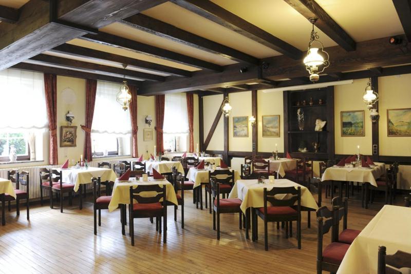 Hotel Zur Post Deudesfeld ภายนอก รูปภาพ